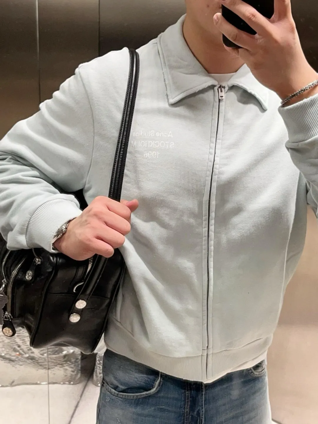 Upper body material picture Acne 26FW lapel full zipper Retro washed jacket (blue)